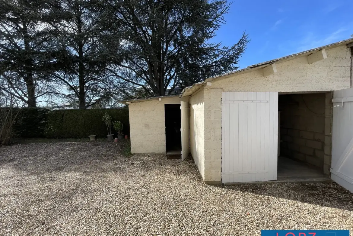 Maison 4 pièces à vendre à Bourges avec cave et jardin 