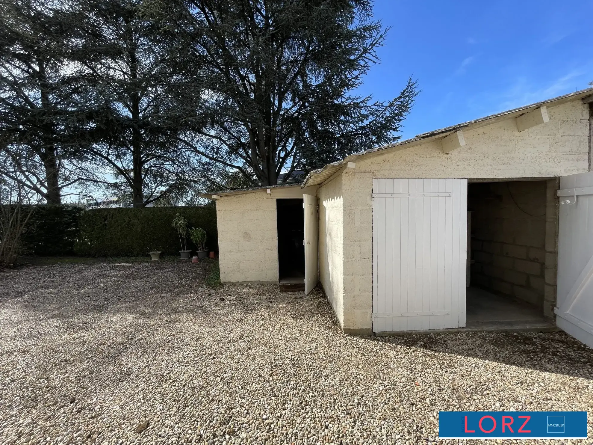 Maison 4 pièces à vendre à Bourges avec cave et jardin 