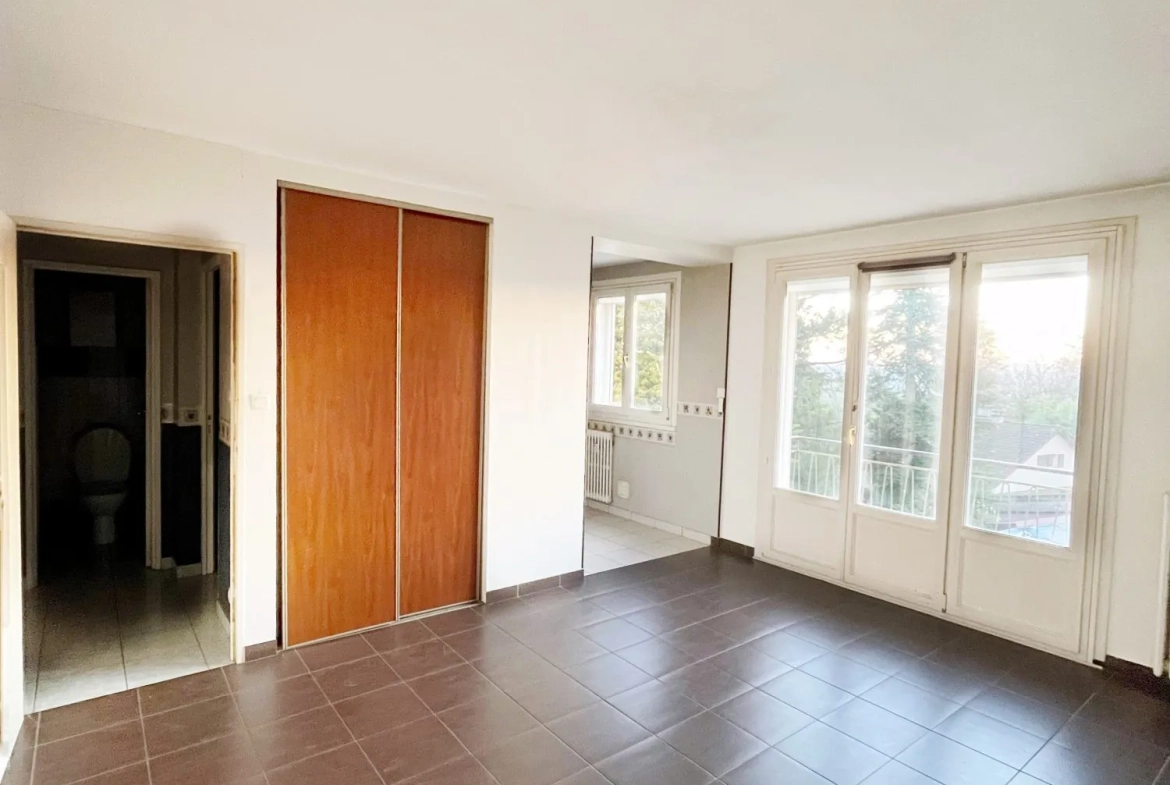 Bel appartement lumineux avec balcon à Belfort – Idéal investissement ou résidence principale 
