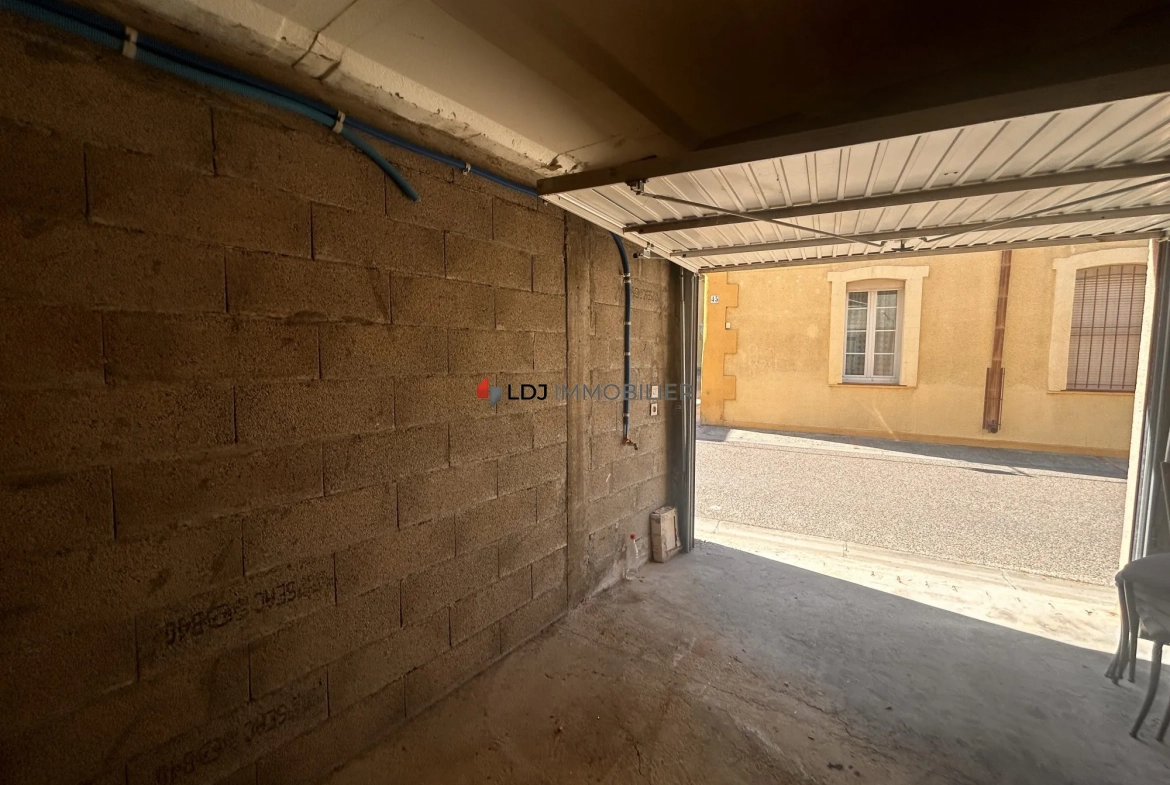Garage 21,3 m² avec eau et électricité à Argelès-sur-Mer 