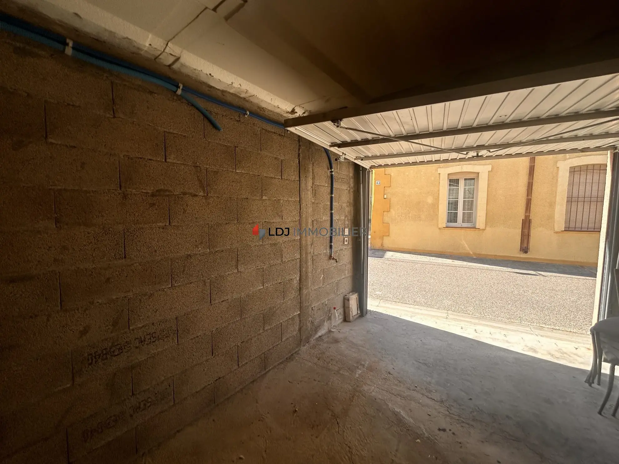 Garage 21,3 m² avec eau et électricité à Argelès-sur-Mer 