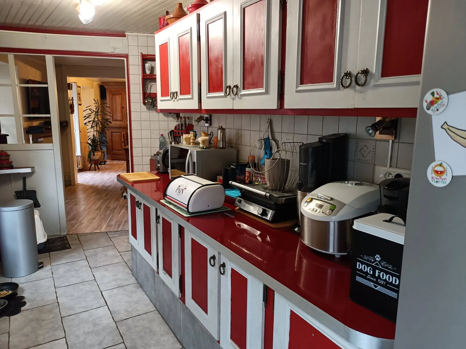 Fonds de commerce bar-restaurant avec logement à Murat, Cantal - Affaire à saisir 