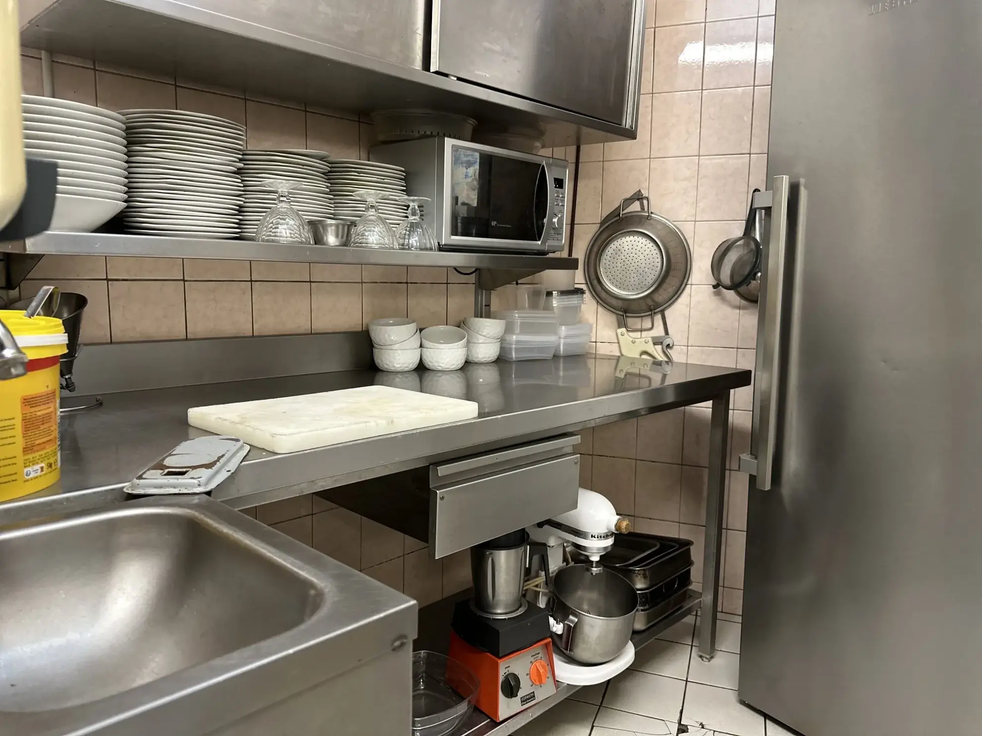 Fonds de commerce bar-restaurant avec logement à Murat, Cantal - Affaire à saisir 