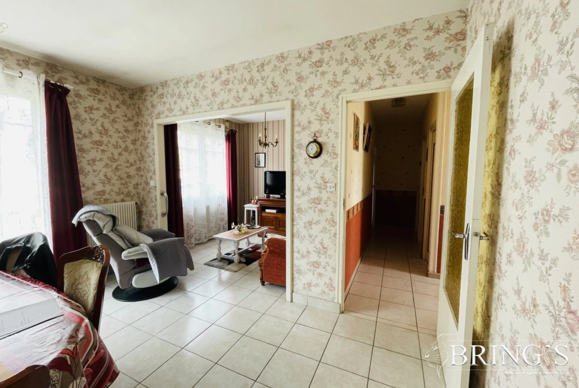 Maison familiale à vendre à Saint-Paterne-Le Chevain – 81,88 m² avec jardin 