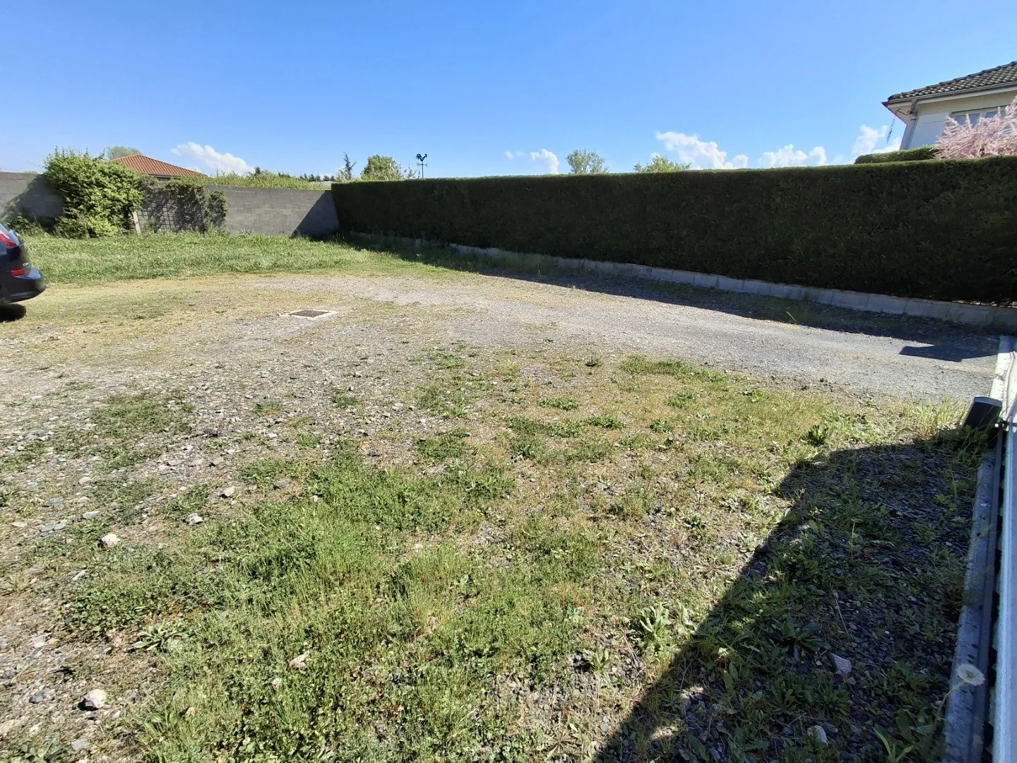 Terrain plat constructible à Bonson - Opportunité rare à saisir 