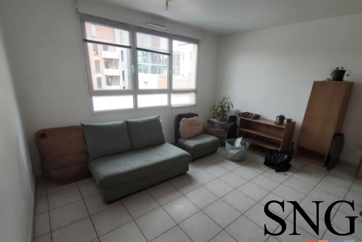 Appartement T2 avec parking à Roubaix, centre-ville 