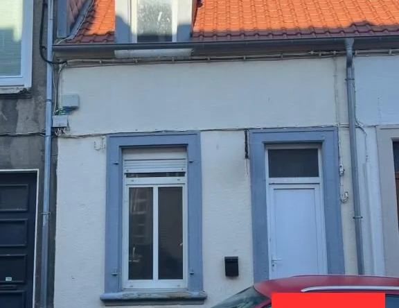 Maison de ville à vendre à Boulogne-sur-Mer – Investissement locatif potentiel