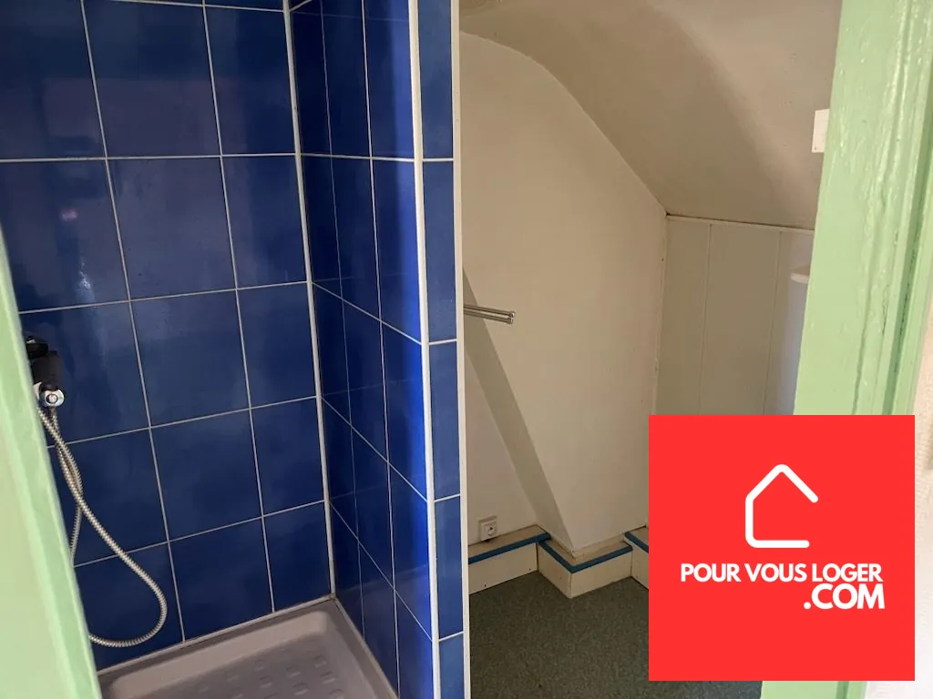 Maison de ville à vendre à Boulogne-sur-Mer – Investissement locatif potentiel 