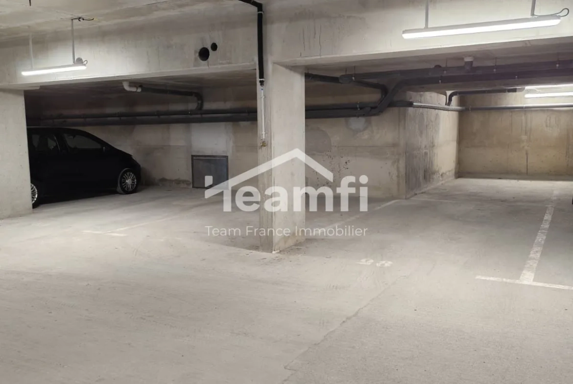 Parking souterrain sécurisé à vendre à Maurepas (78310) 