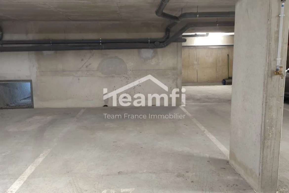 Parking souterrain sécurisé à vendre à Maurepas (78310) 