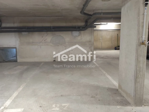 Parking souterrain sécurisé à vendre à Maurepas (78310)