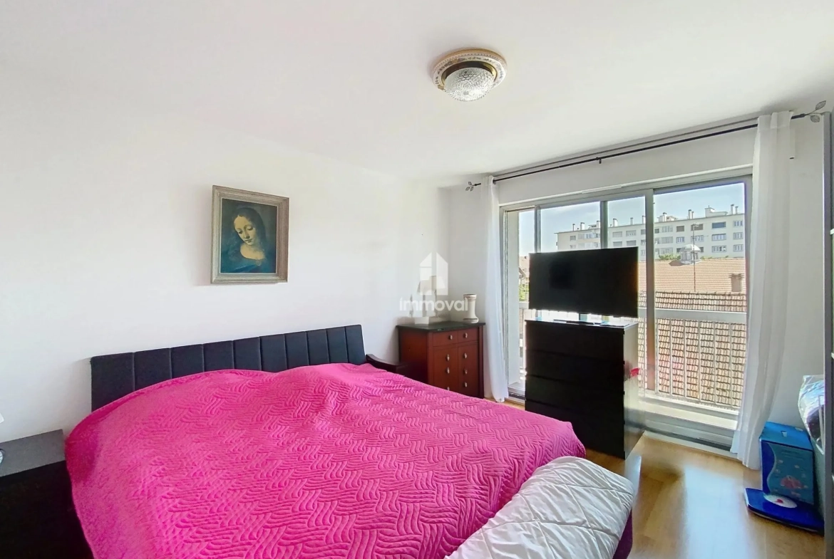 Appartement 2 pièces à Strasbourg Robertsau - 60,19 m² avec parking et cave 