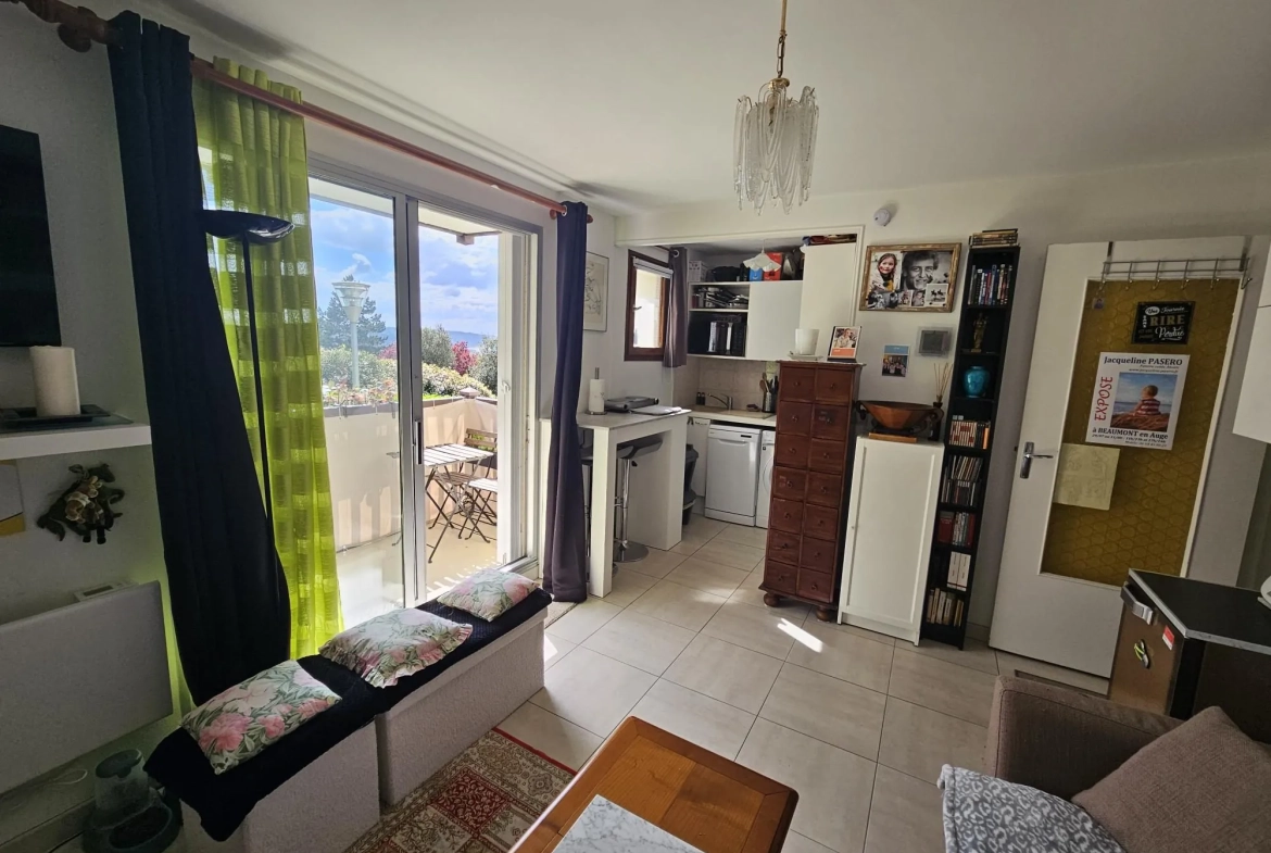 Appartement à vendre à Bénerville-sur-Mer près de la plage 