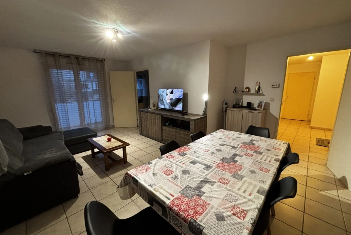 Appartement T3 de 61,65 m² à Saint-Quentin – Investissement locatif avec parking 