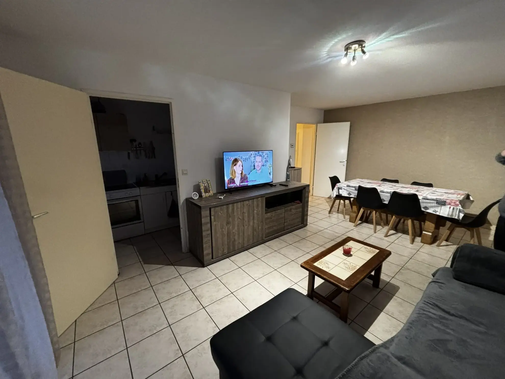 Appartement T3 de 61,65 m² à Saint-Quentin – Investissement locatif avec parking 