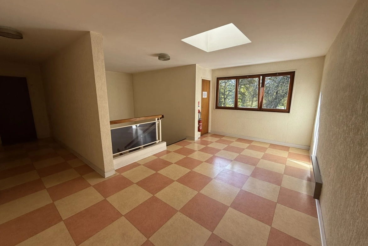 Charmant appartement T2 avec vue sur parc à Lamorlaye – 60260 