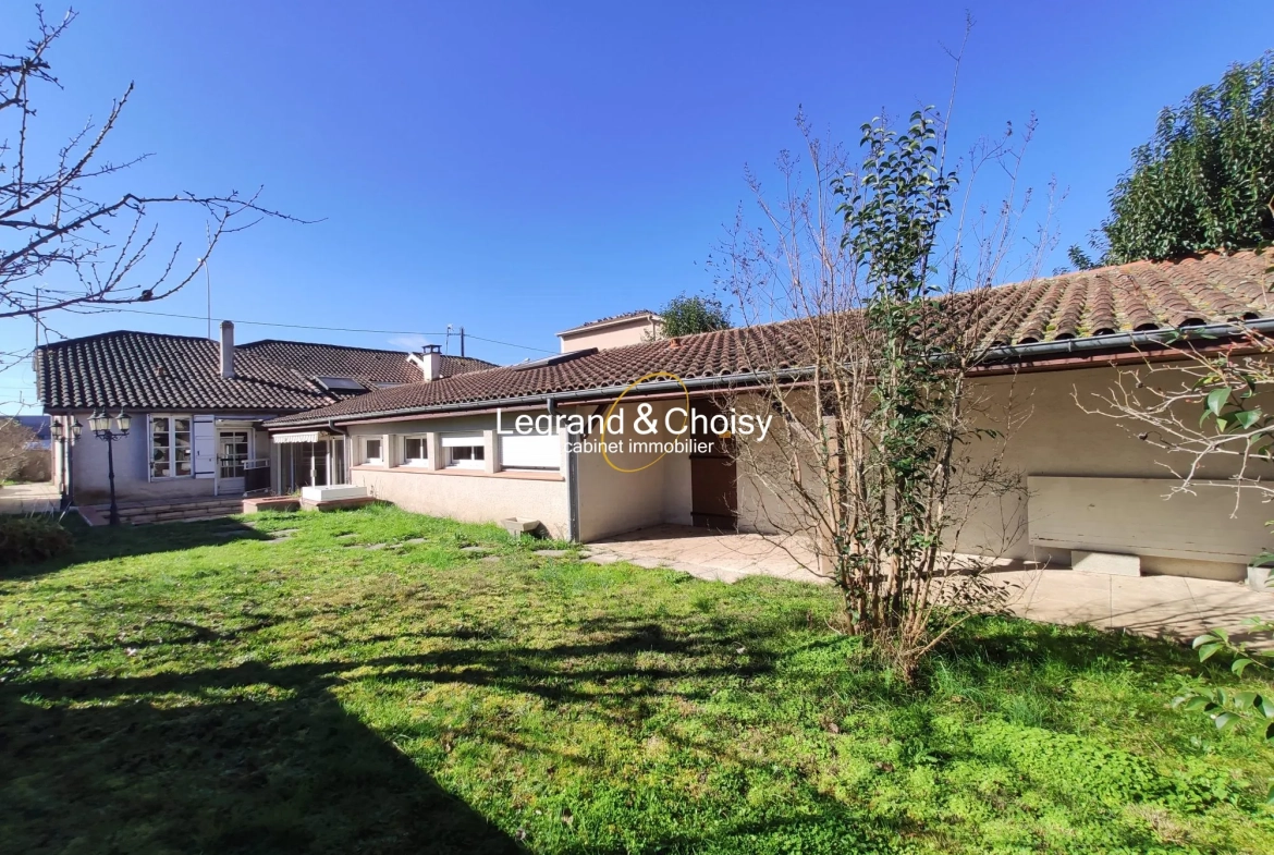 Maison de ville de 143 m² avec jardin à Agen à vendre 