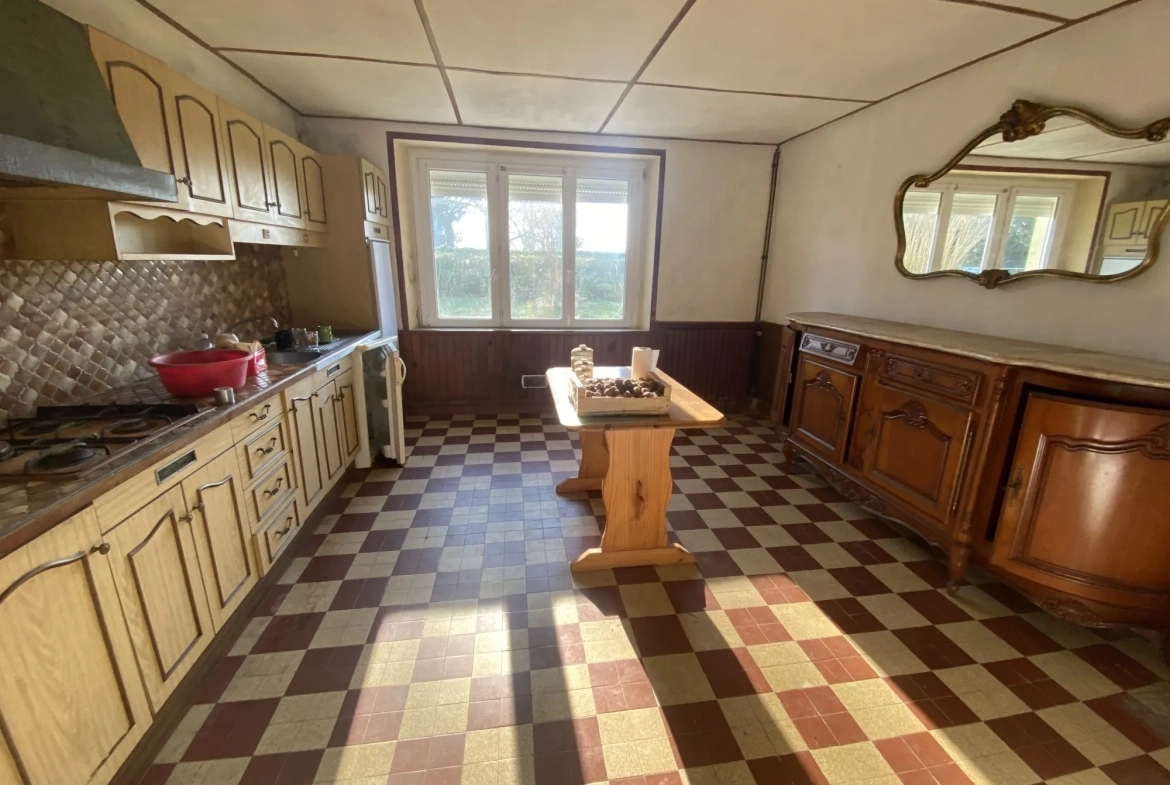 Maison à vendre à Languidic avec 5 chambres et garage - Potentiel de rénovation 
