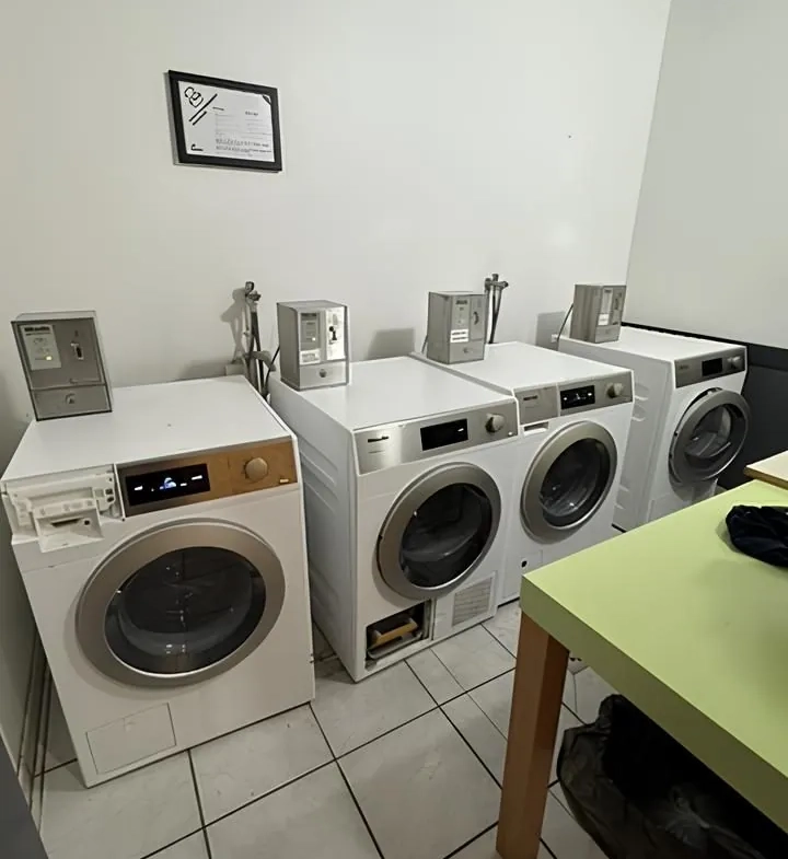 Studio meublé à vendre à Bordeaux Lac, parfait pour investissement locatif de 22 m² 