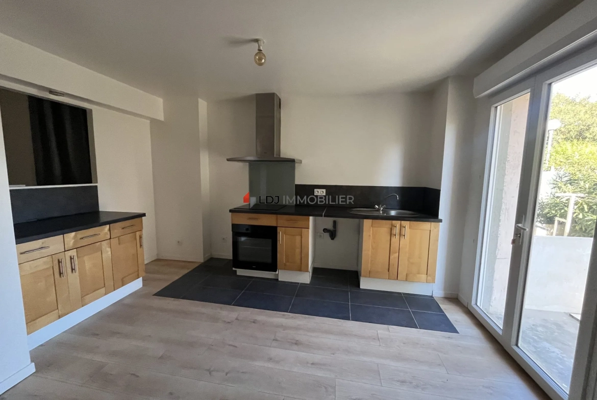 Appartement 2 pièces en rez-de-jardin à Perpignan avec jardin privatif 