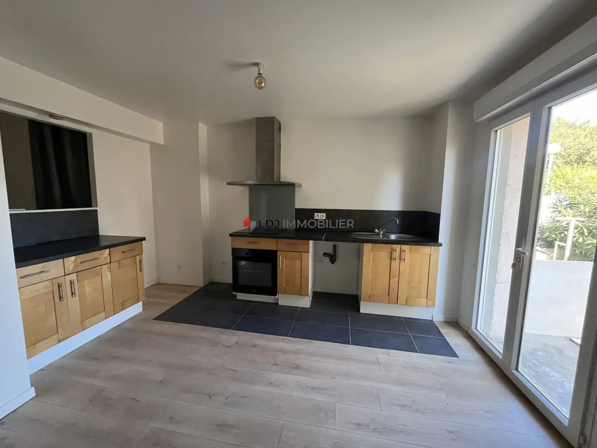 Appartement 2 pièces en rez-de-jardin à Perpignan avec jardin privatif 