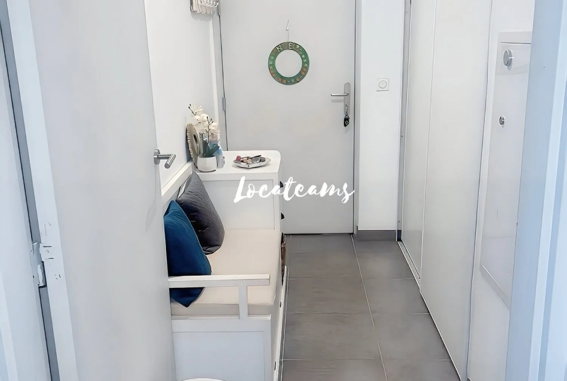 Appartement T3 lumineux de 67 m² avec terrasse et parking à Marseille 
