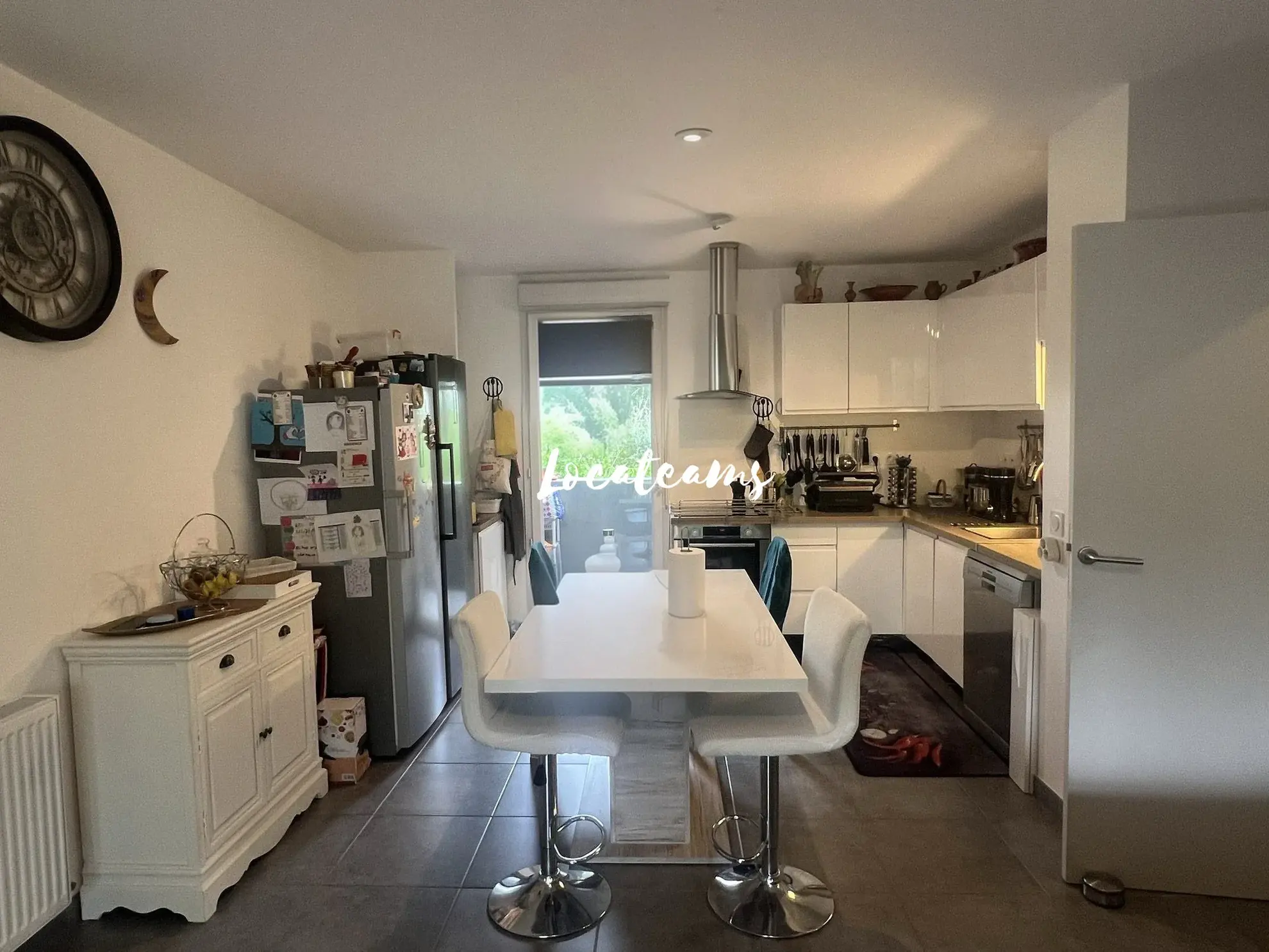 Appartement T3 lumineux de 67 m² avec terrasse et parking à Marseille 