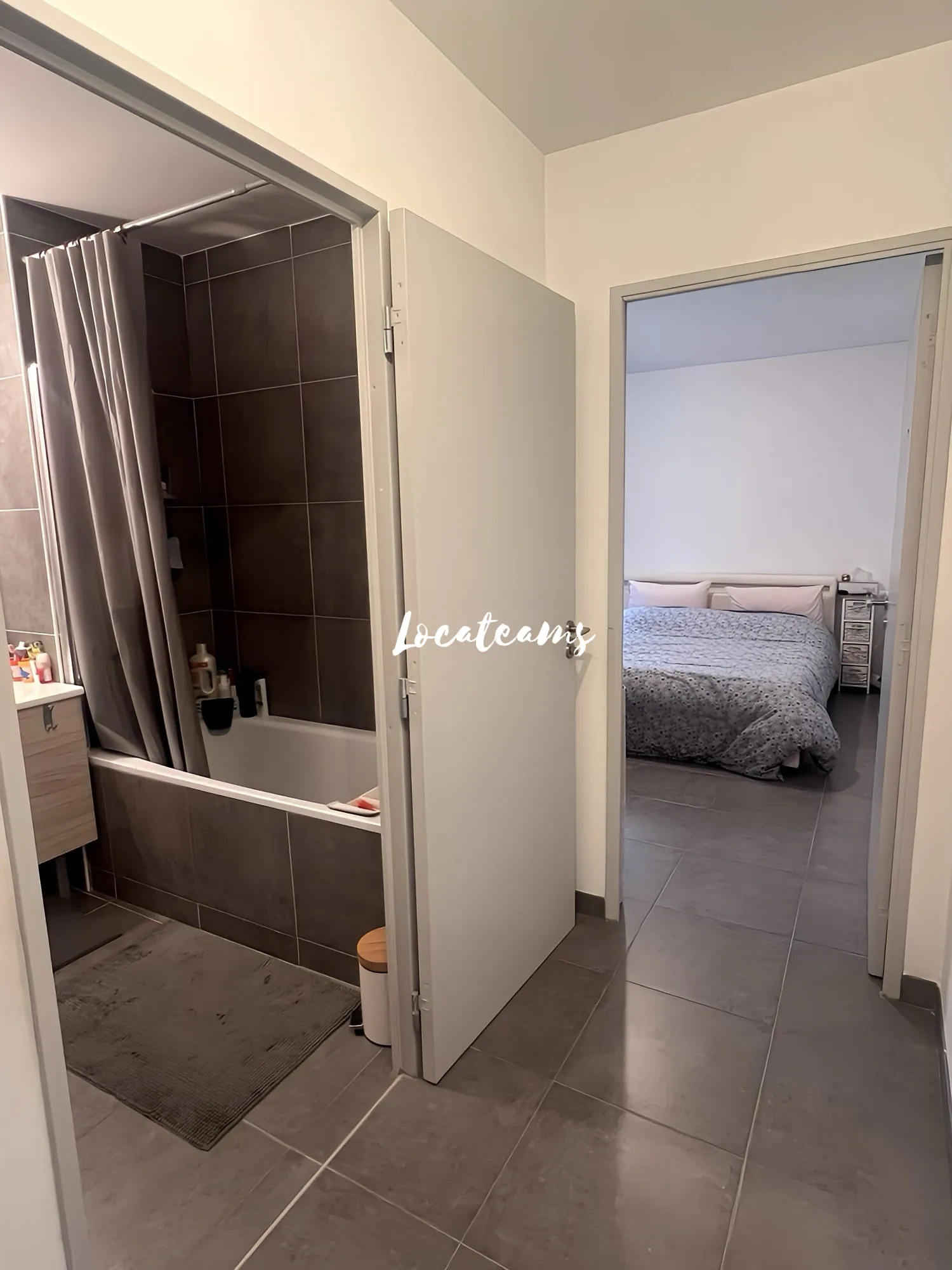 Appartement T3 lumineux de 67 m² avec terrasse et parking à Marseille 
