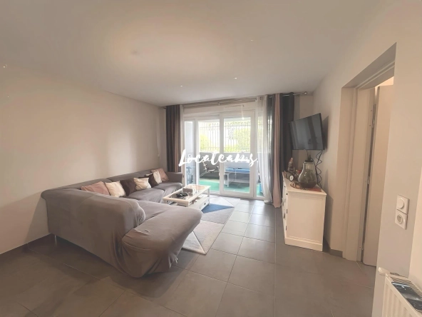 Appartement T3 lumineux de 67 m² avec terrasse et parking à Marseille