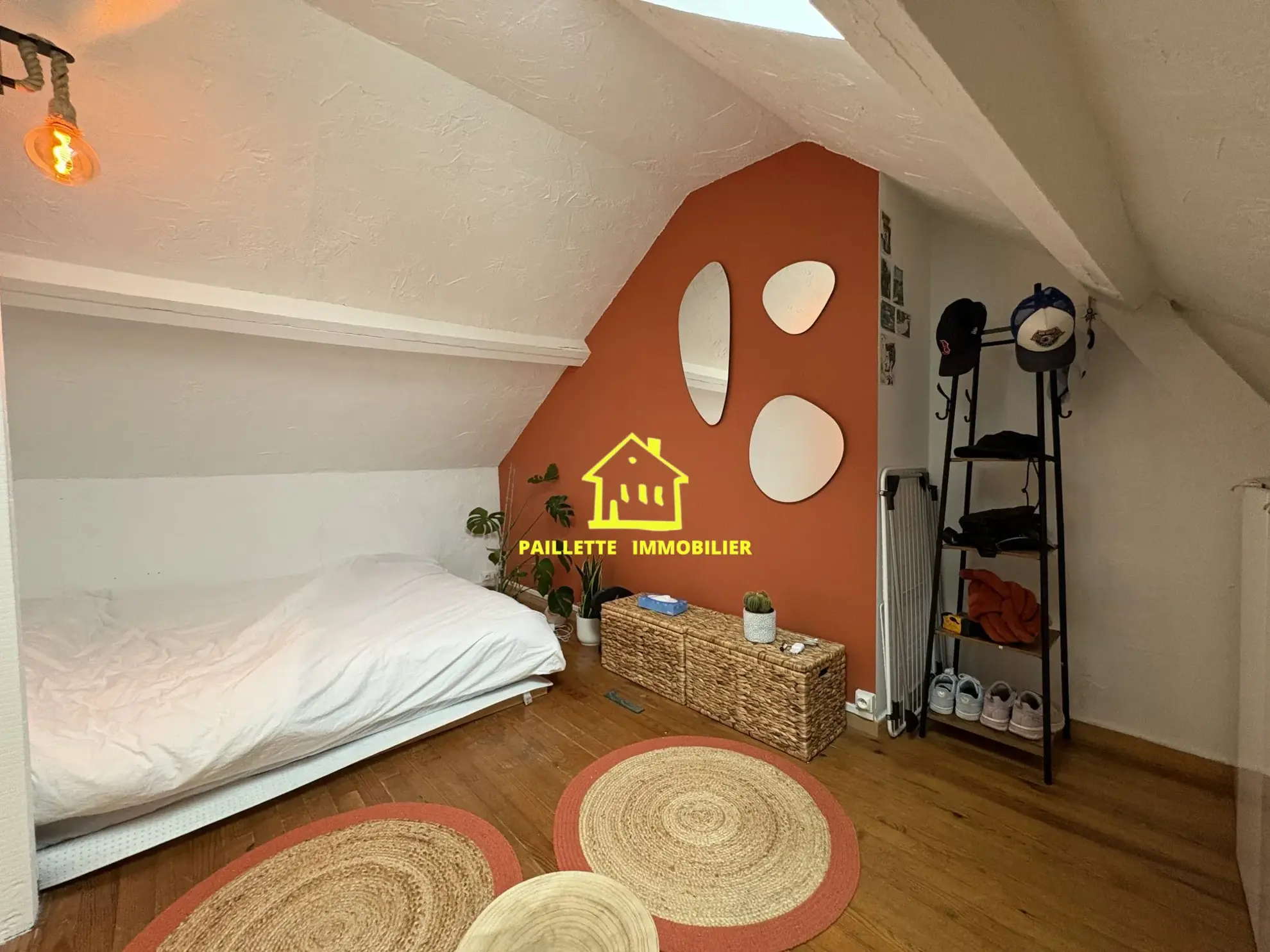 Maison de ville à Octeville-sur-Mer – 1 chambre, sans travaux, centre bourg 