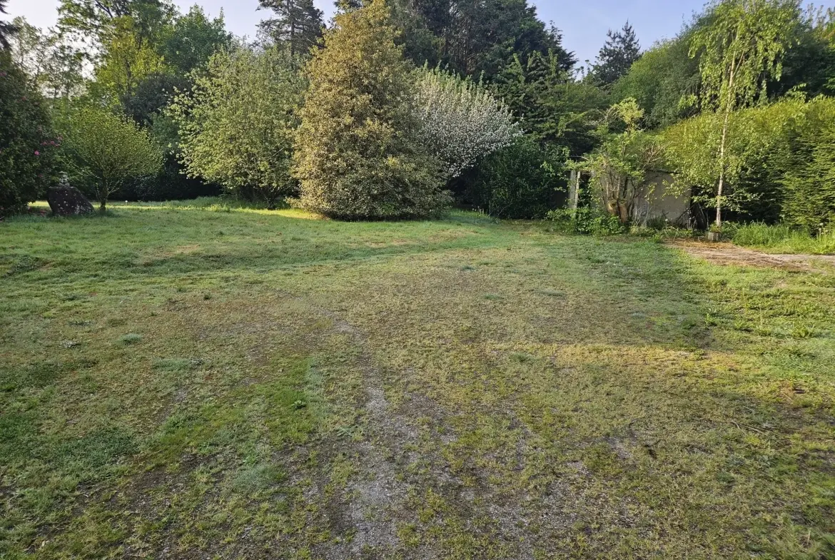 Terrain constructible de 628 m² à Laillé – Viabilisé, plein sud, hors lotissement 