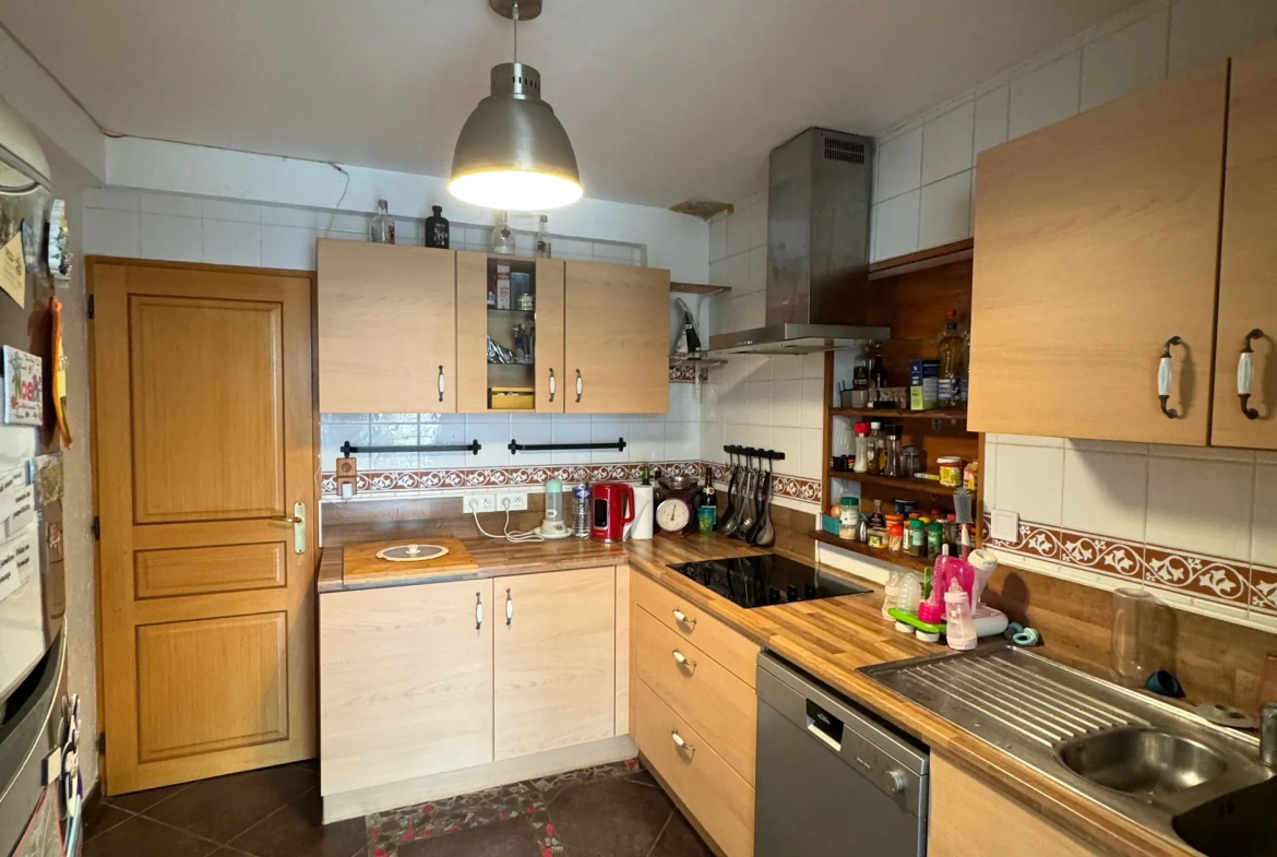 Charmante maison de 105 m² avec jardin, véranda et garage à Haulchin 