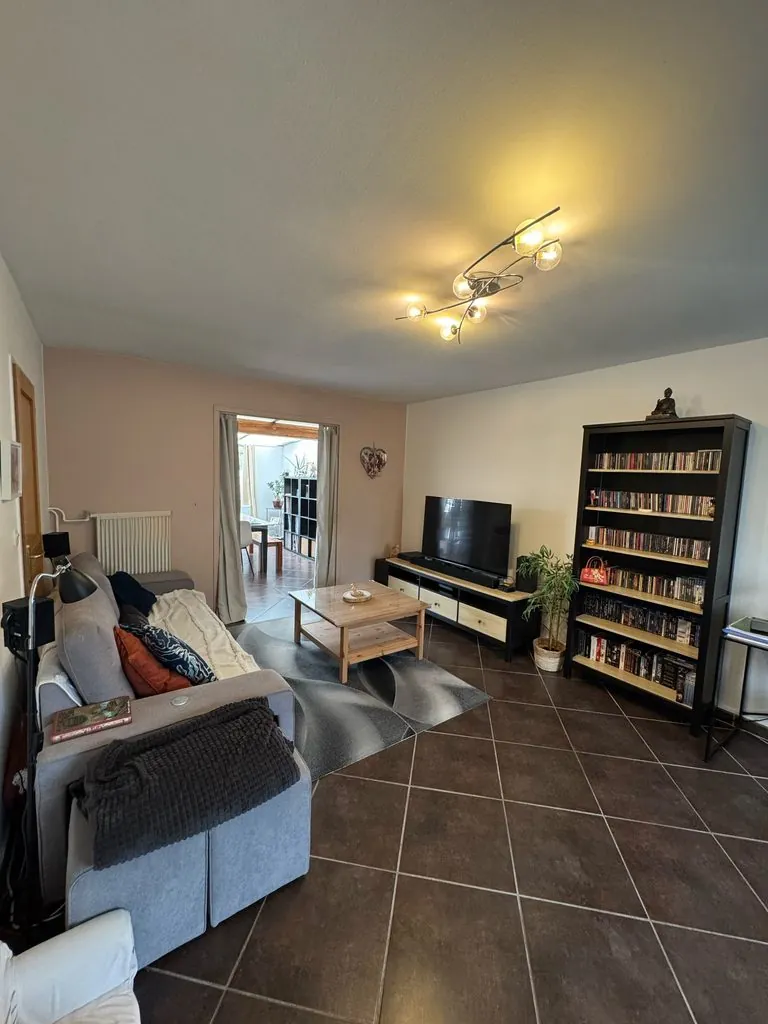 Charmante maison de 105 m² avec jardin, véranda et garage à Haulchin 