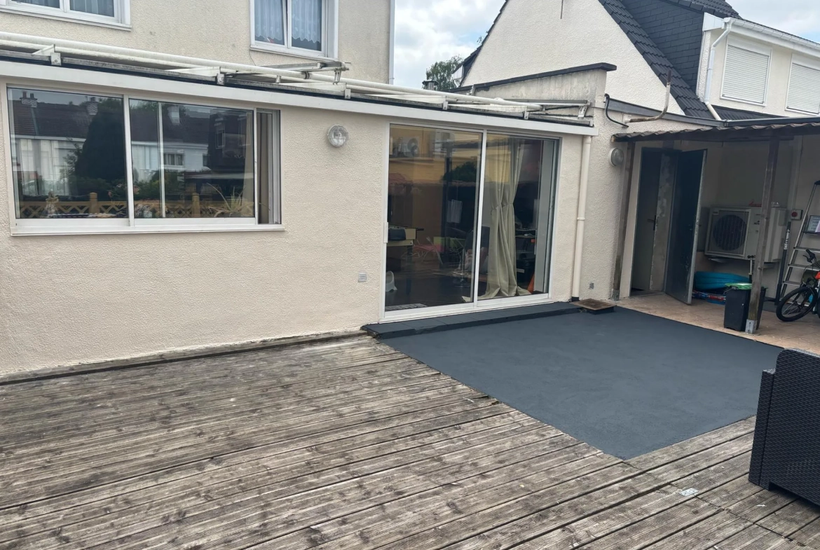 Charmante maison de 105 m² avec jardin, véranda et garage à Haulchin 