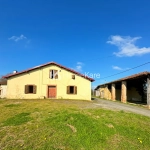 Corps de ferme à rénover avec vue imprenable sur les Pyrénées à Saint Araille