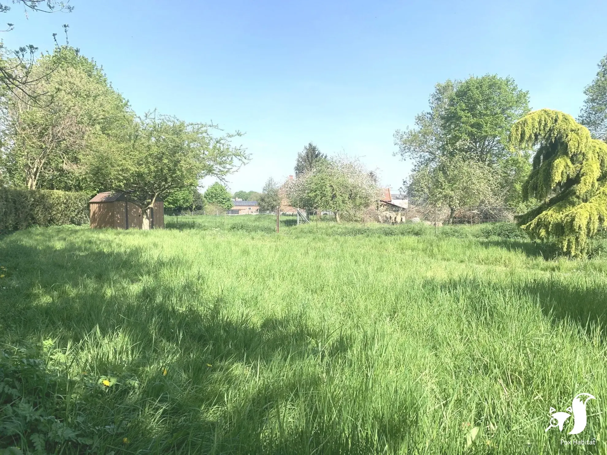 Terrain constructible à Bantigny avec façade de 46 mètres 