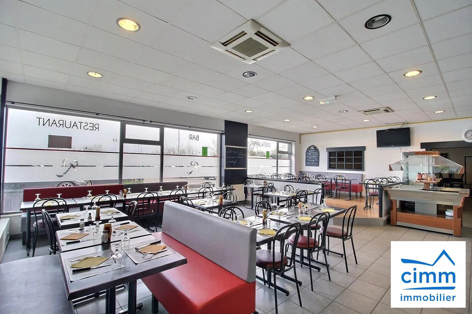 Restaurant avec 110 places et terrasse à vendre près de Rennes 