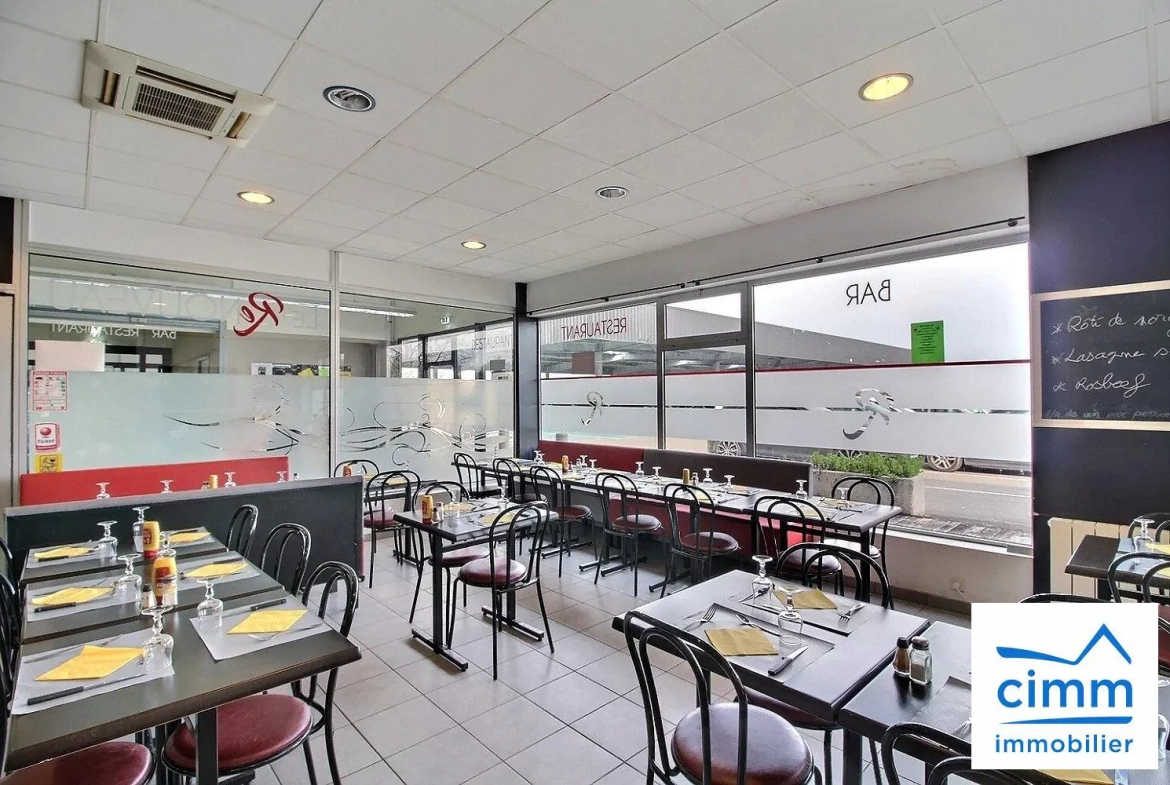 Restaurant avec 110 places et terrasse à vendre près de Rennes 
