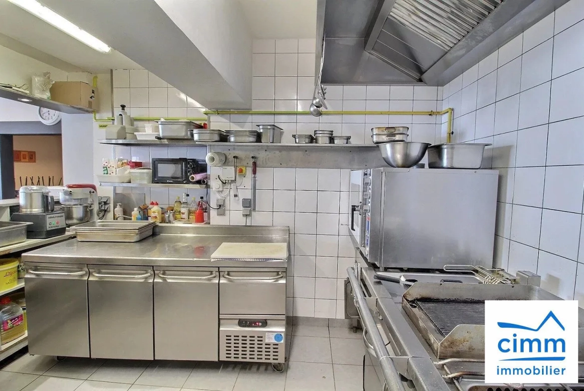 Restaurant avec 110 places et terrasse à vendre près de Rennes 