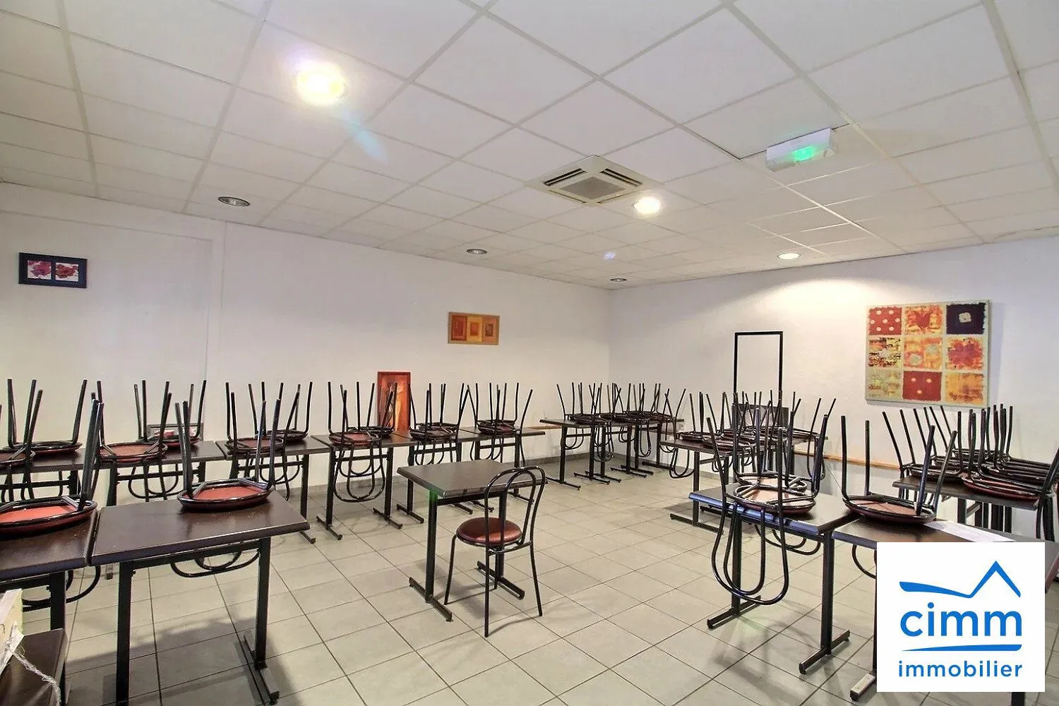 Restaurant avec 110 places et terrasse à vendre près de Rennes 
