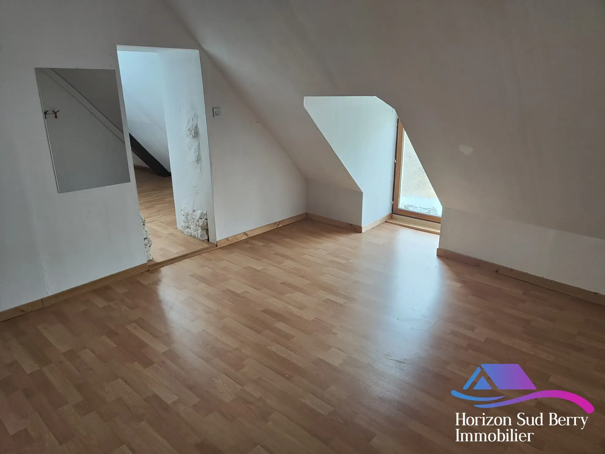 Chambre 3 Charmante maison de bourg de 95 m² avec cour à Nohant-Vic 