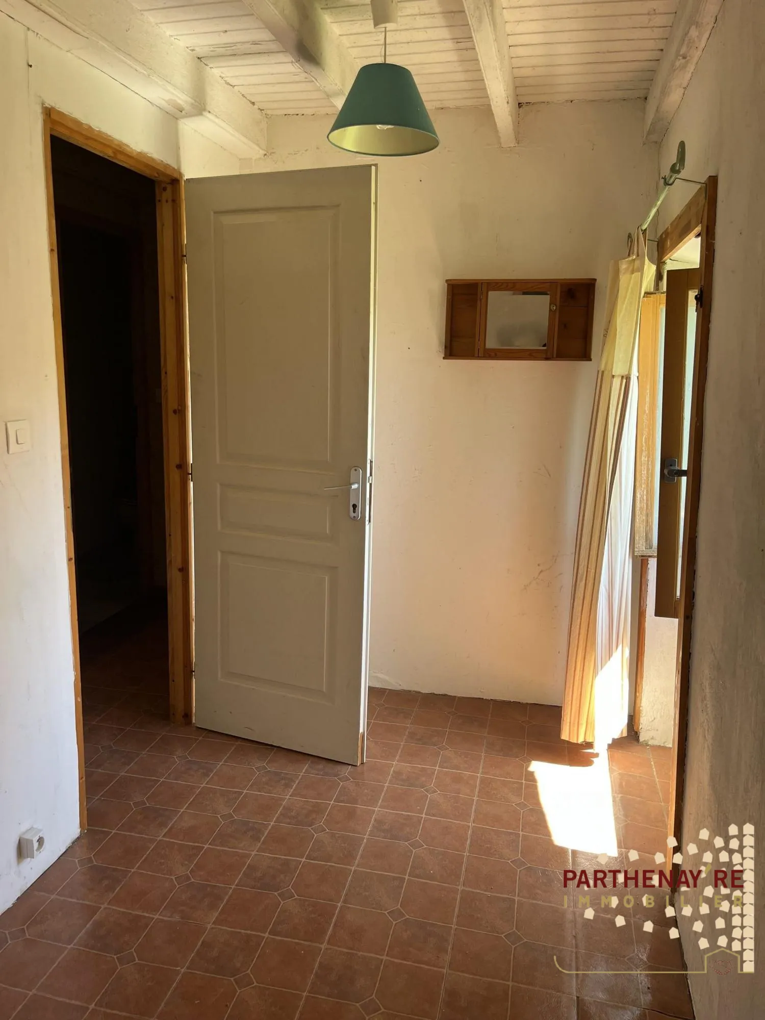 Maison de bourg à rénover à La Peyratte - Proche Parthenay 