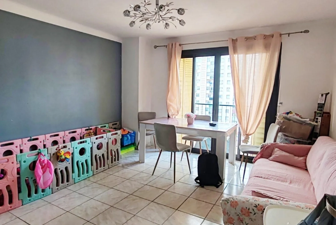 Appartement à vendre à Marseille avec forte rentabilité de 7,9 % 
