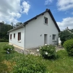 Maison à vendre à Aube, proche commerces, 3 chambres, sous-sol, terrain 500 m²