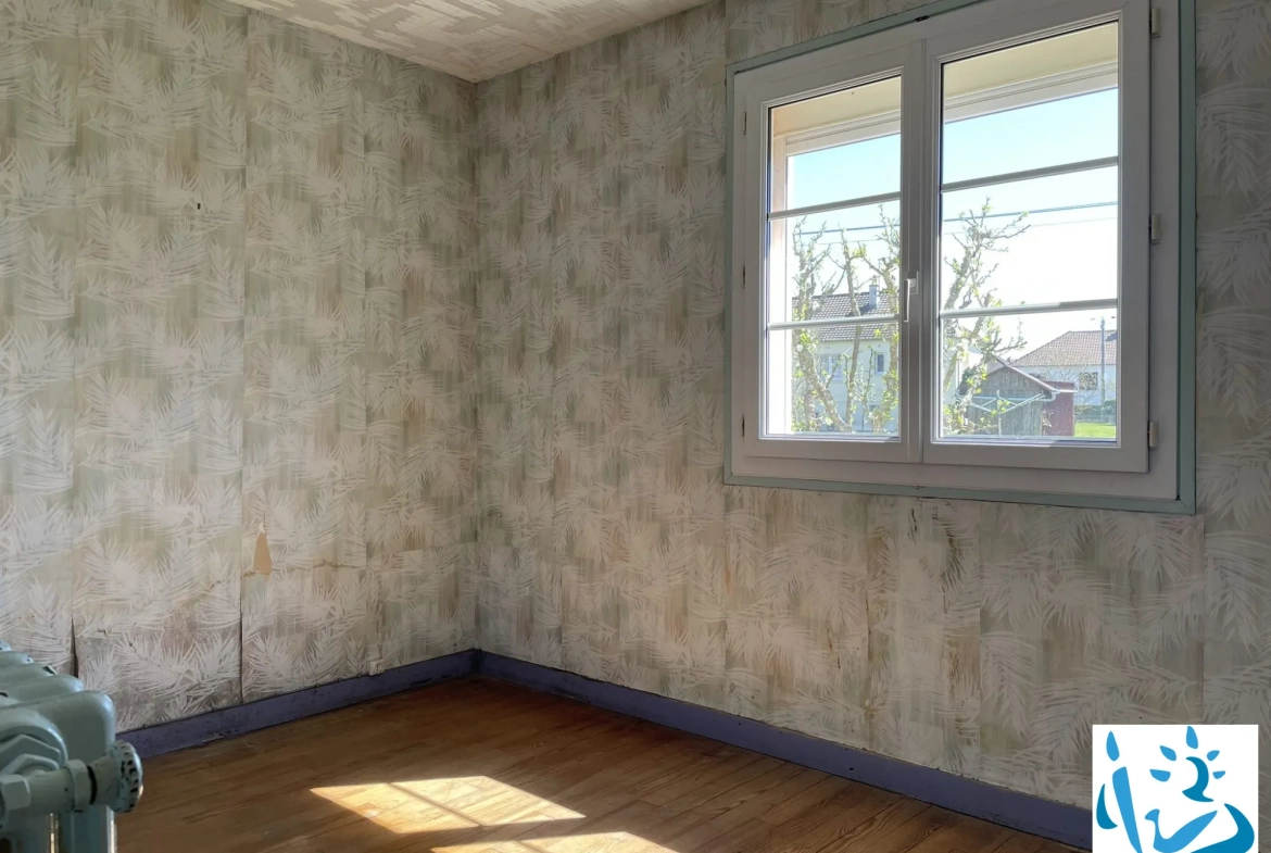 Maison à vendre à Aube, proche commerces, 3 chambres, sous-sol, terrain 500 m² 