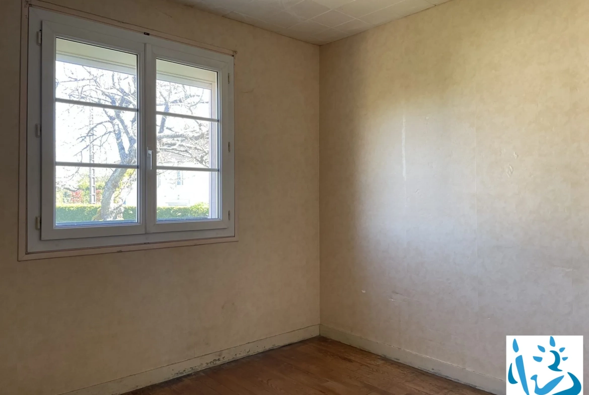 Maison à vendre à Aube, proche commerces, 3 chambres, sous-sol, terrain 500 m² 