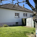 Maison à vendre à Aube, proche commerces, 3 chambres, sous-sol, terrain 500 m²