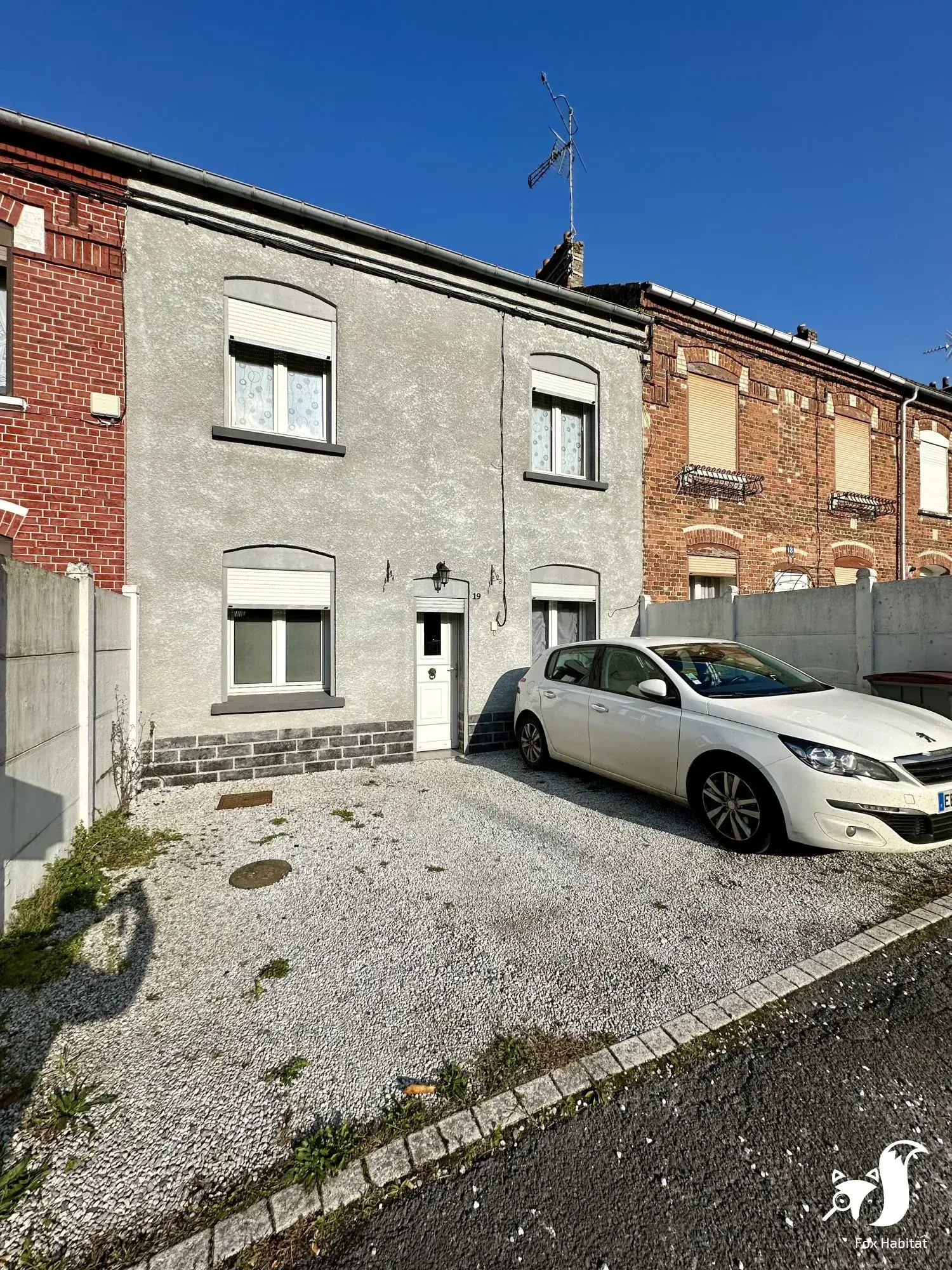 Maison mitoyenne à Walincourt-Selvigny à vendre avec jardin et garage 