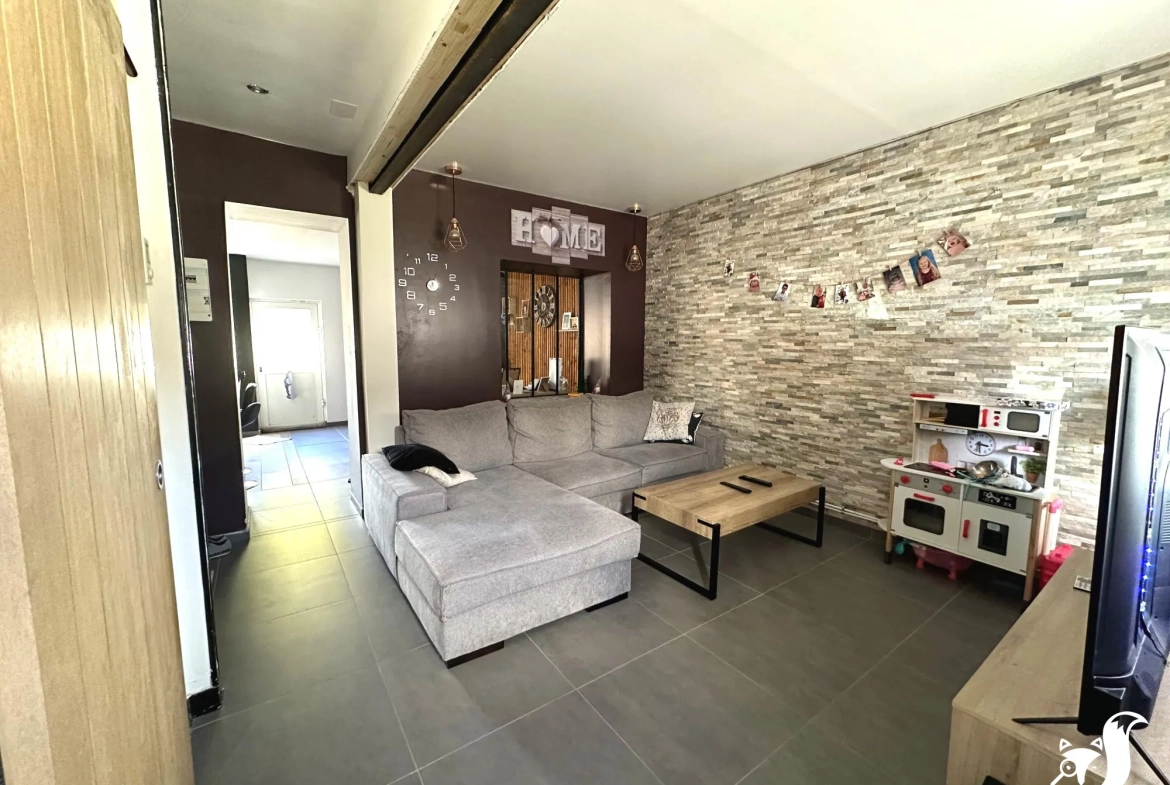 Maison mitoyenne à Walincourt-Selvigny à vendre avec jardin et garage 