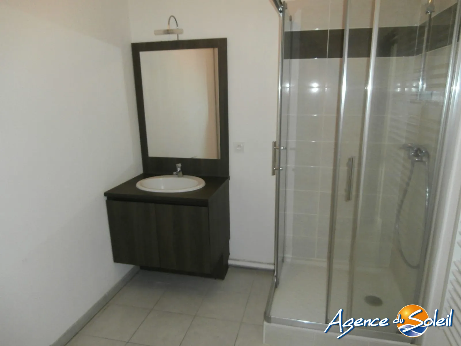 Appartement T3 avec balcon à Béziers, secteur Courondelle, résidence sécurisée 